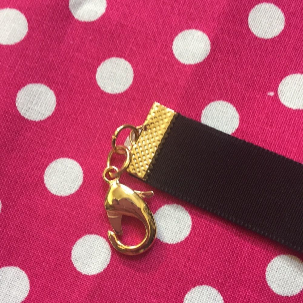 Amrita Singh Velvet Choker - Picture 6 of 6